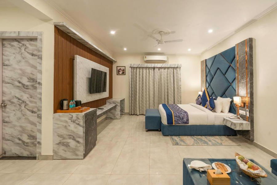 river heritage resort