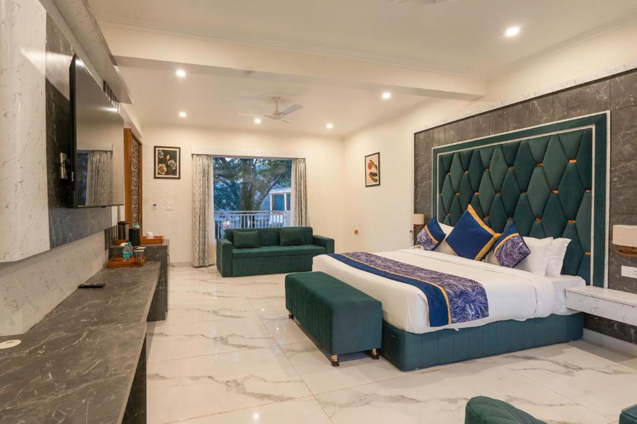 river heritage resort