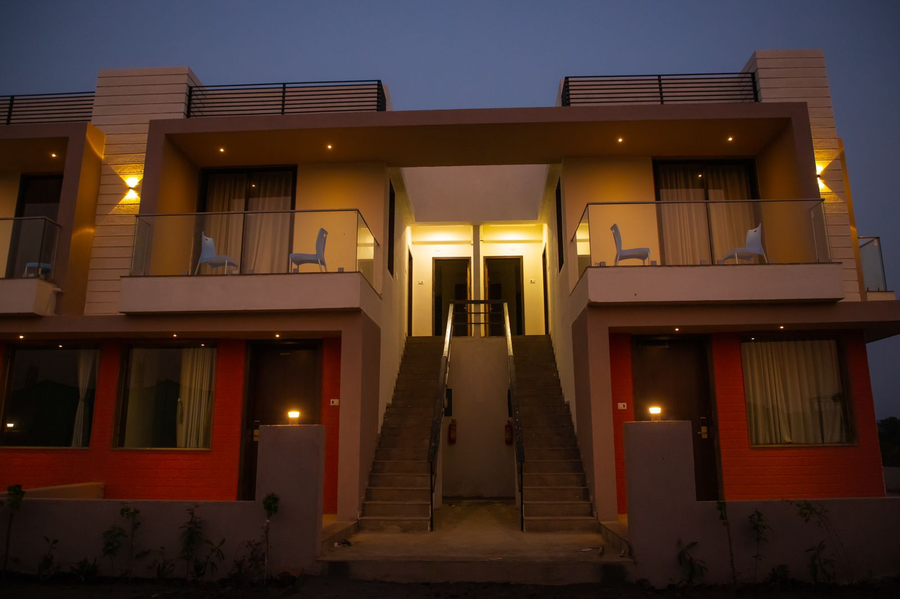 Leena Resort,Jambughoda>>Ekta Nagar,3 star