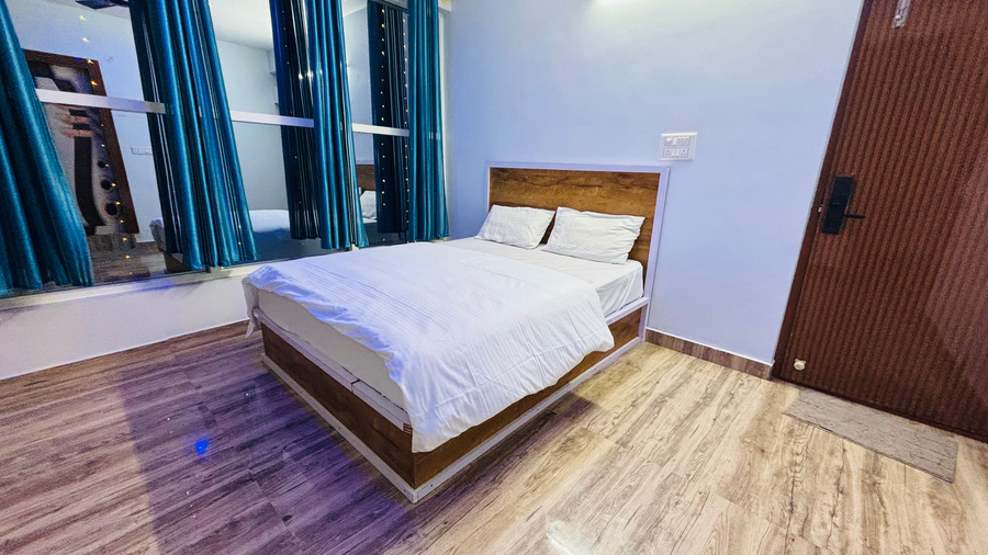 iroomz ssv hotel 30 km from bangalore