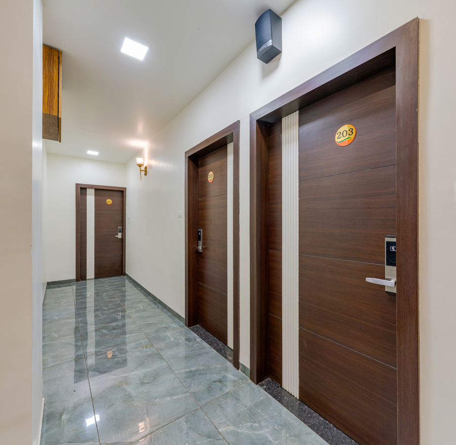 hotel agatya miraj