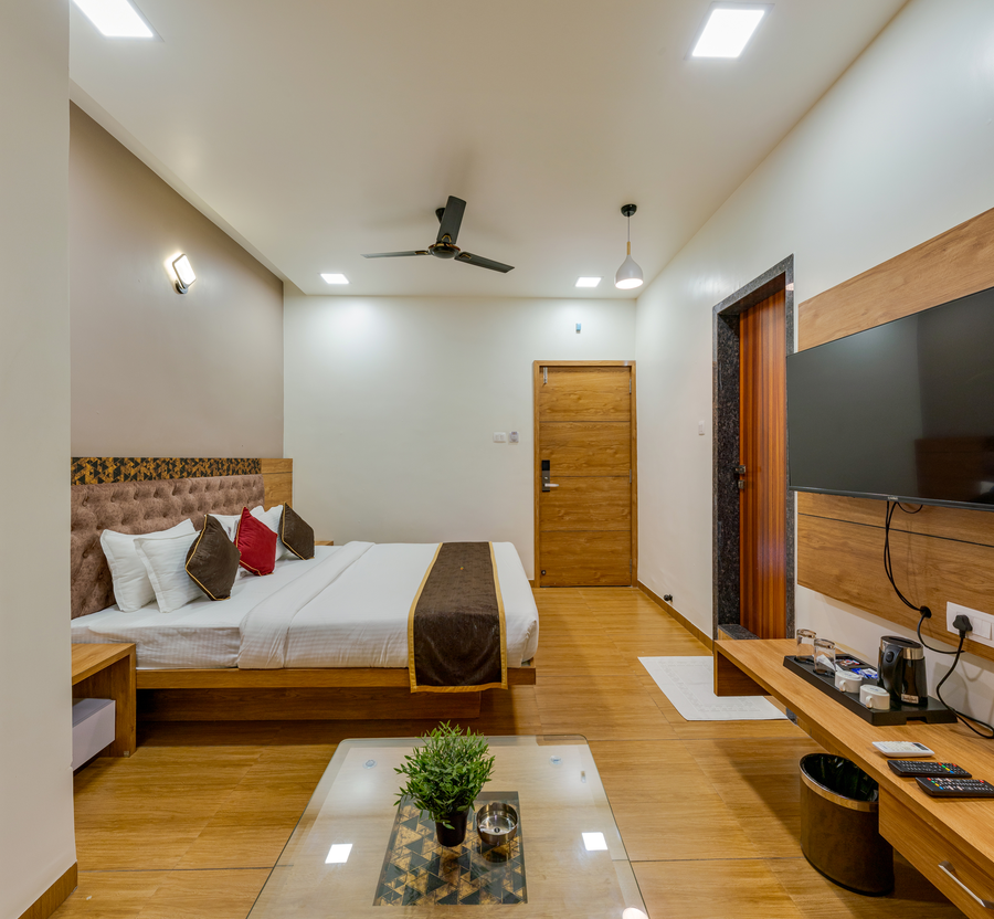 hotel agatya miraj