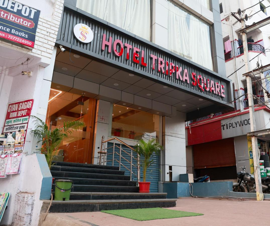 Hotel Tripka Square,Williams Town,3 star