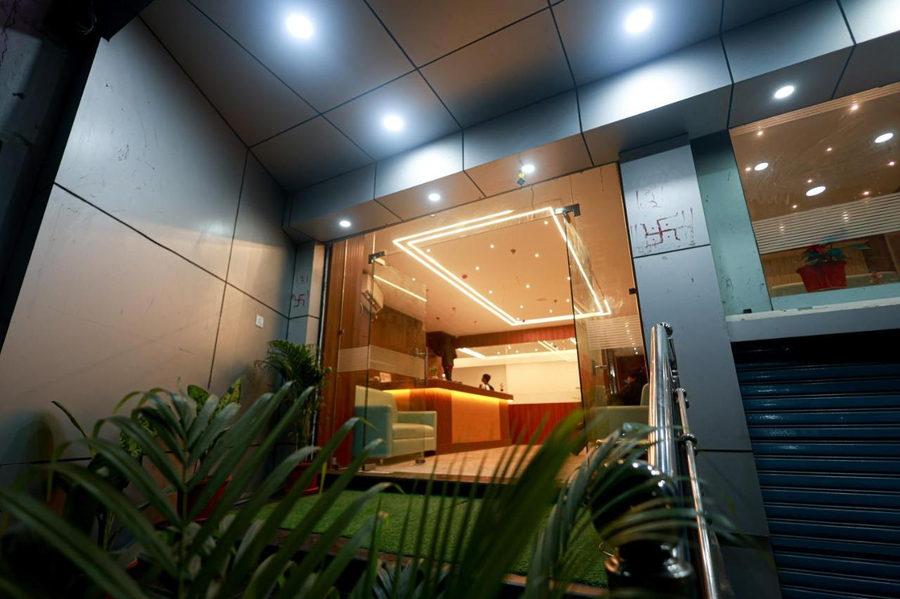 Hotel Tripka Square,Williams Town,3 star