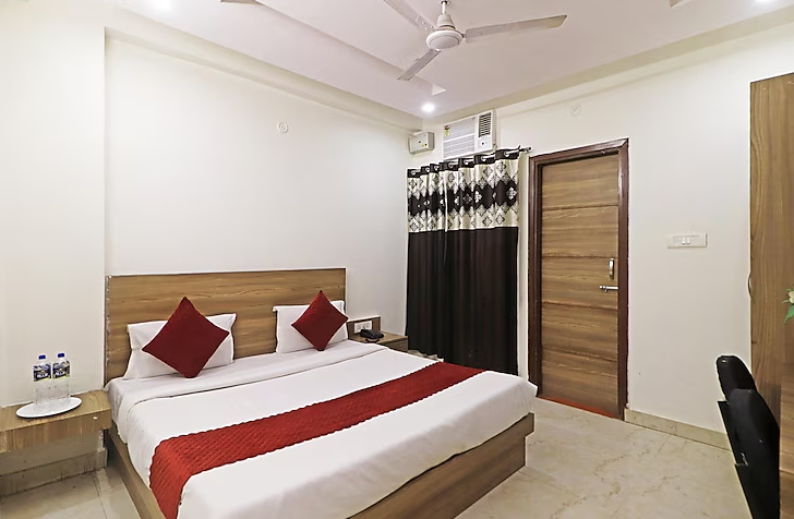 hotel mint residency