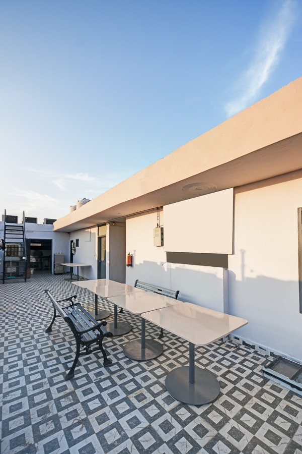 royal saprk inn1