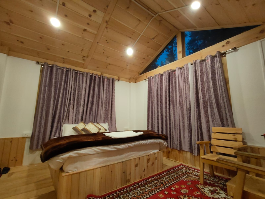hotel shreya cozy hut