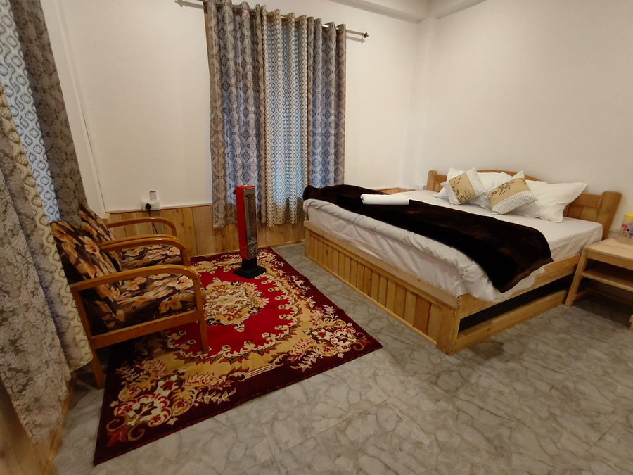 hotel shreya cozy hut