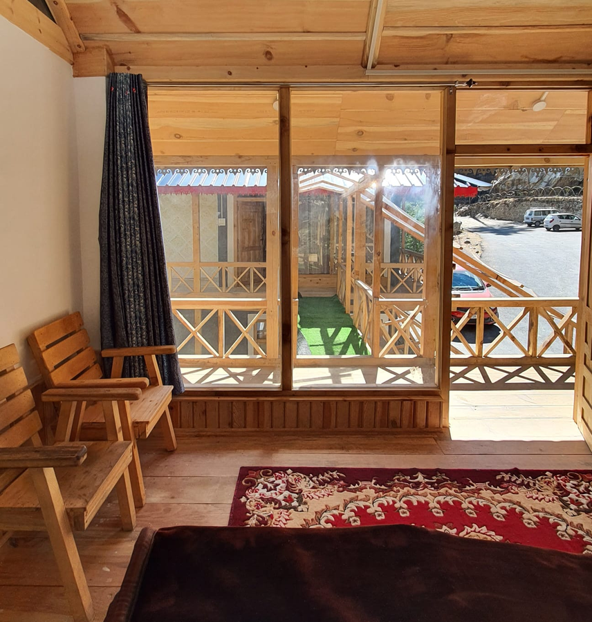 hotel shreya cozy hut