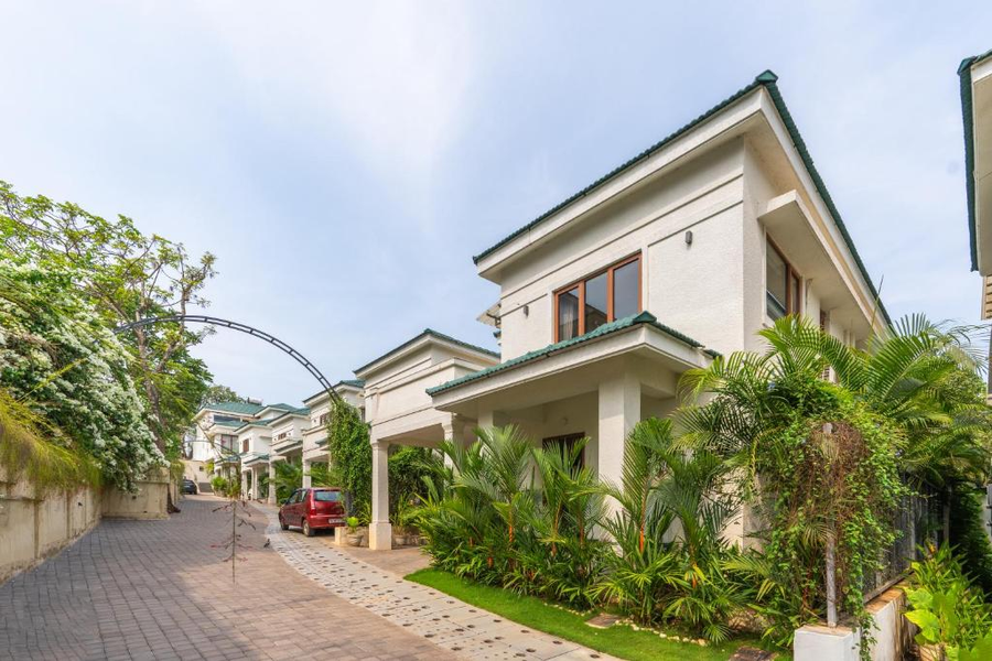 Elivaas 3 Bhk Pvt Pool & Bar - Villa Valerie,,4 star
