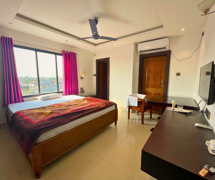 hotel living hub