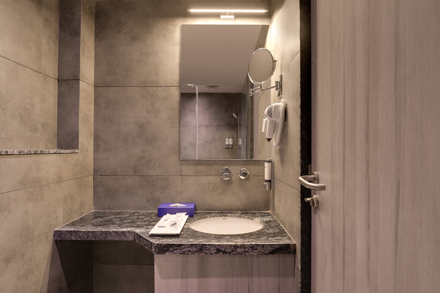 keys lite by lemon tree hotels vadodara