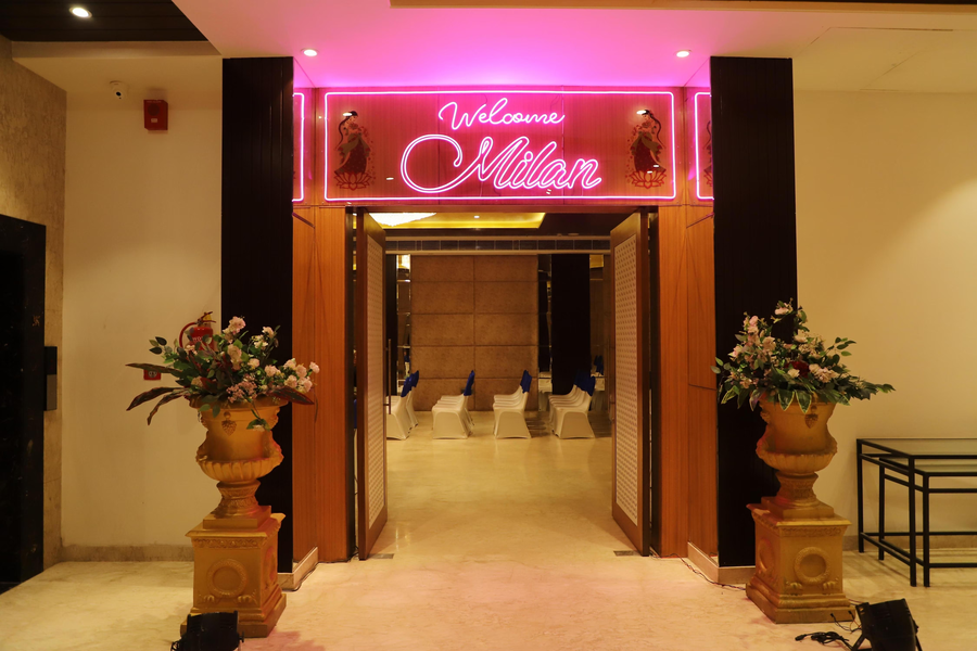 hotel dvij inn