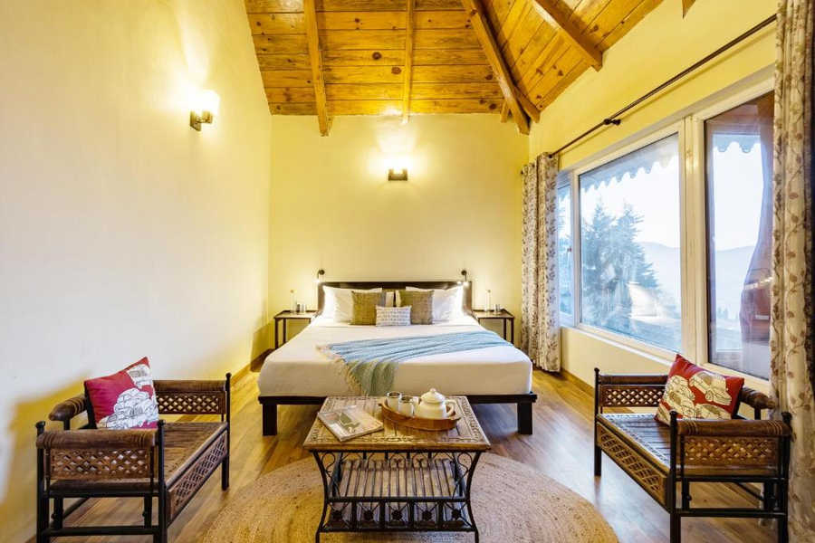 Elivaas Evara Stays 3 Bhk Hilltop Retreat,,4 star