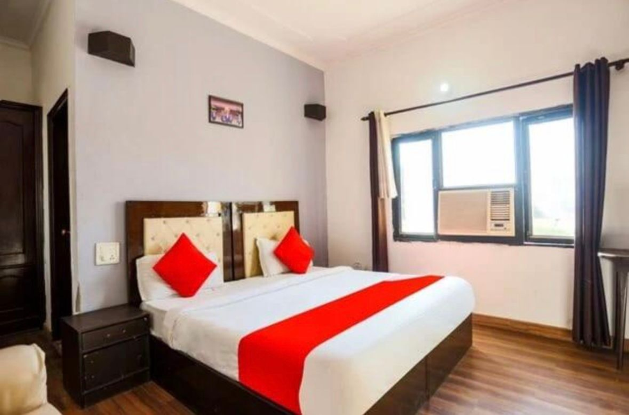 clay inn hotel dhunela sohna