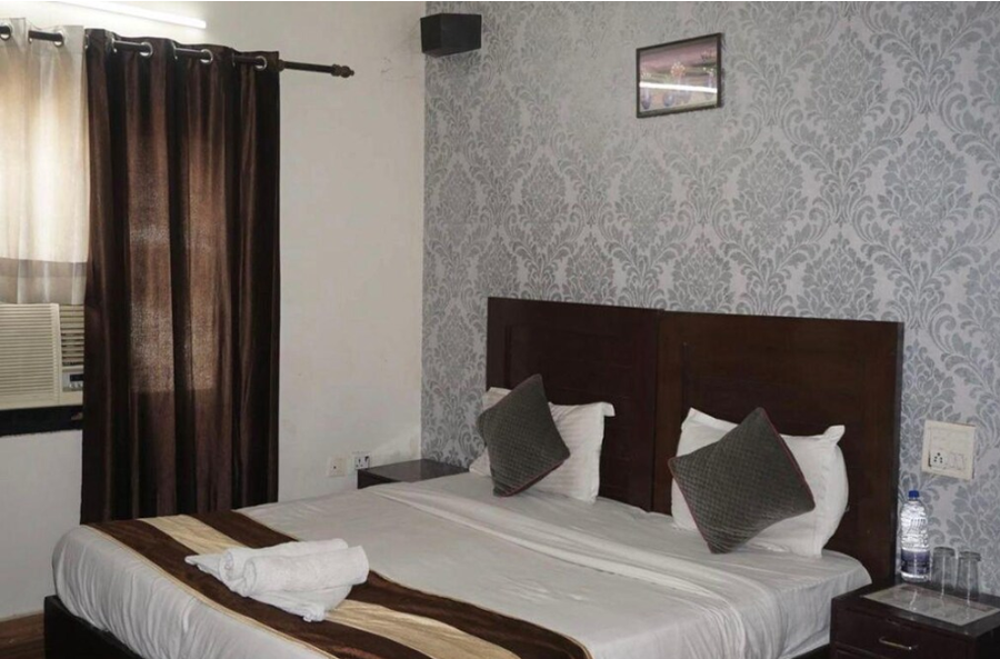clay inn hotel dhunela sohna
