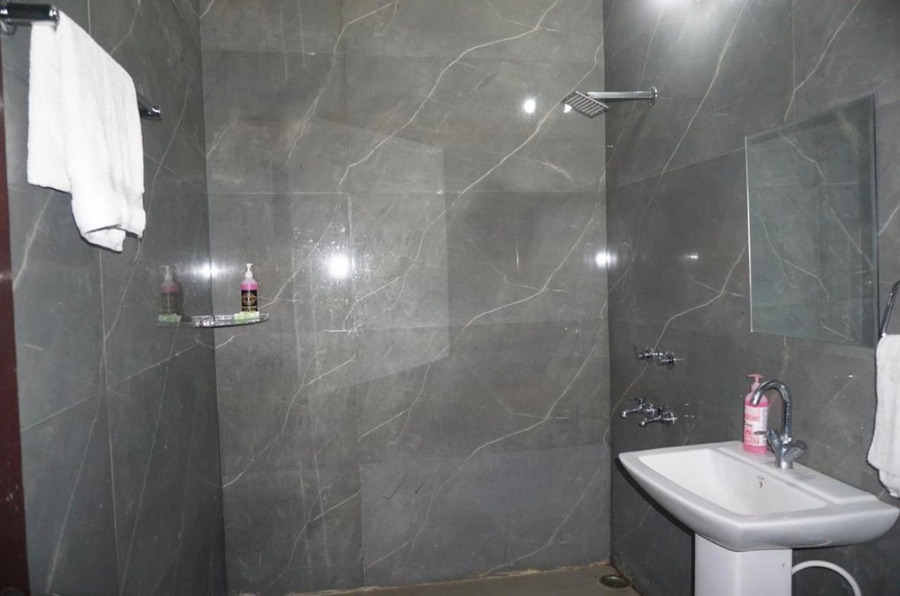 clay inn hotel dhunela sohna