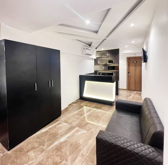 Hotel Blackburn,Andheri West, Mumbai ,3 star