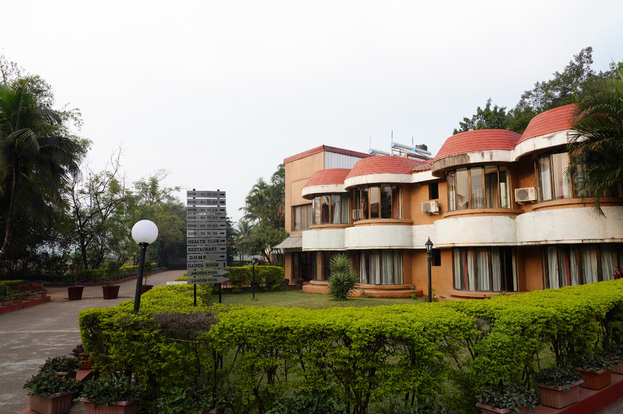 treasure island resorts