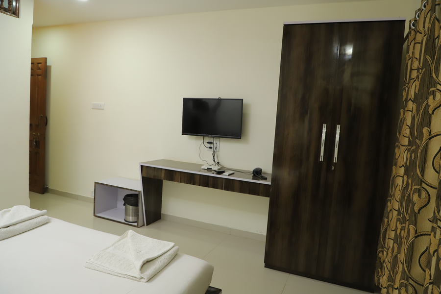 jeevan village resort