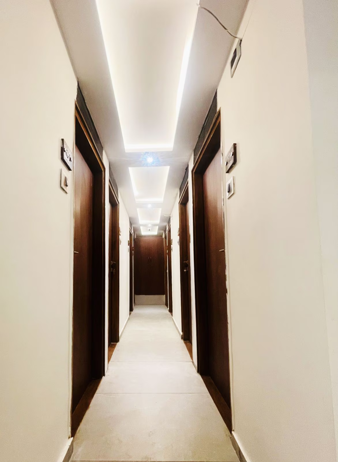 Hotel Lime Wood,Andheri West, Mumbai ,3 star