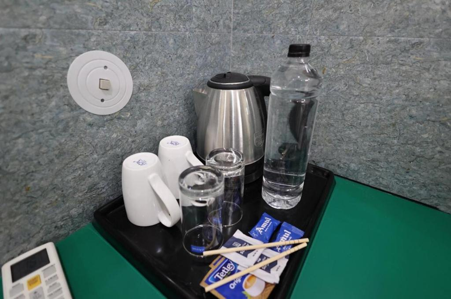 hotel the dark night