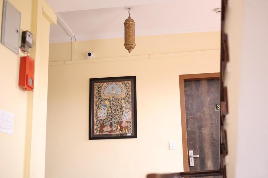 Hotel The Dark Night,,3 star