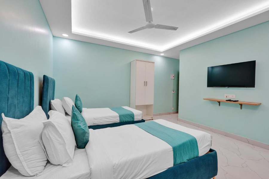 rohaan hotels medavakkam by upar