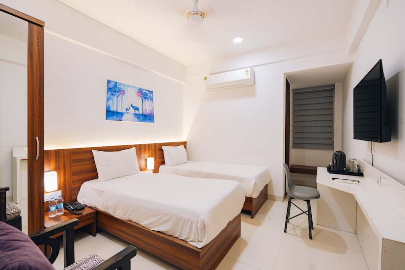 hotel aston indore