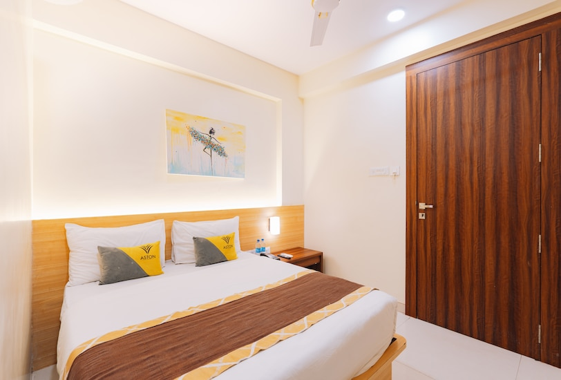 hotel aston indore