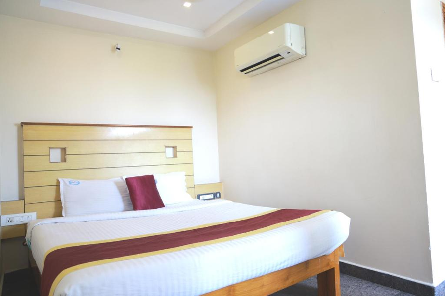 Hotel Way Inn Grand,,3 star
