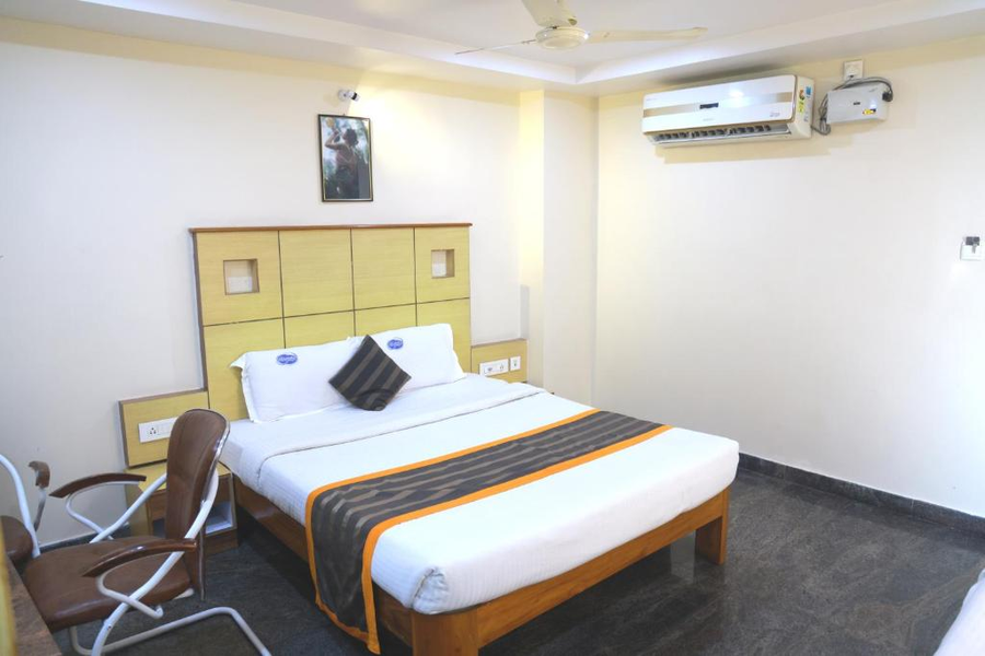 Hotel Way Inn Grand,,3 star