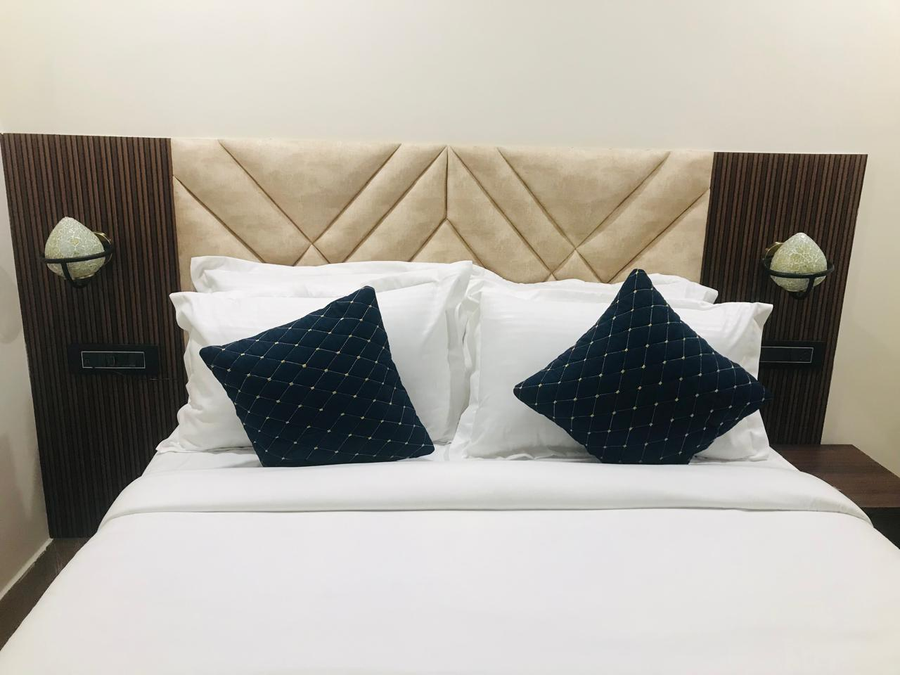 aquila hotel and conventions by the nexus
