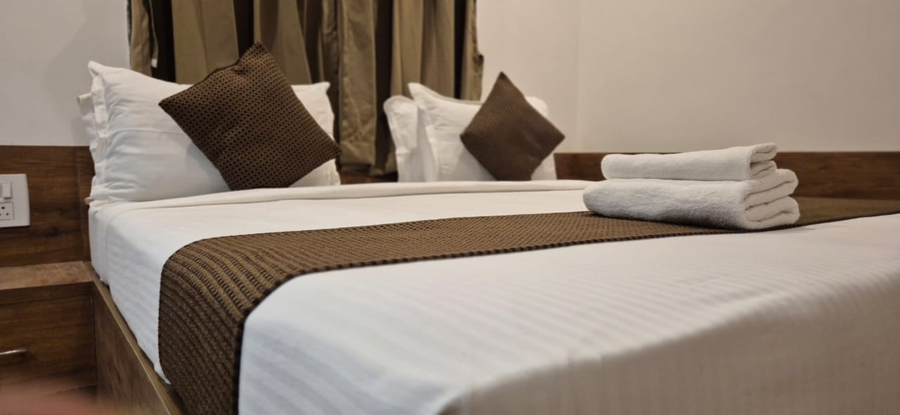 R D Hotels Peenya,,3 star