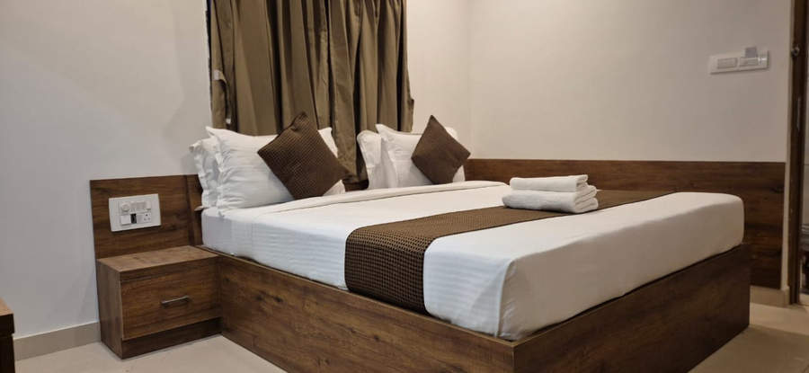 R D Hotels Peenya,,3 star