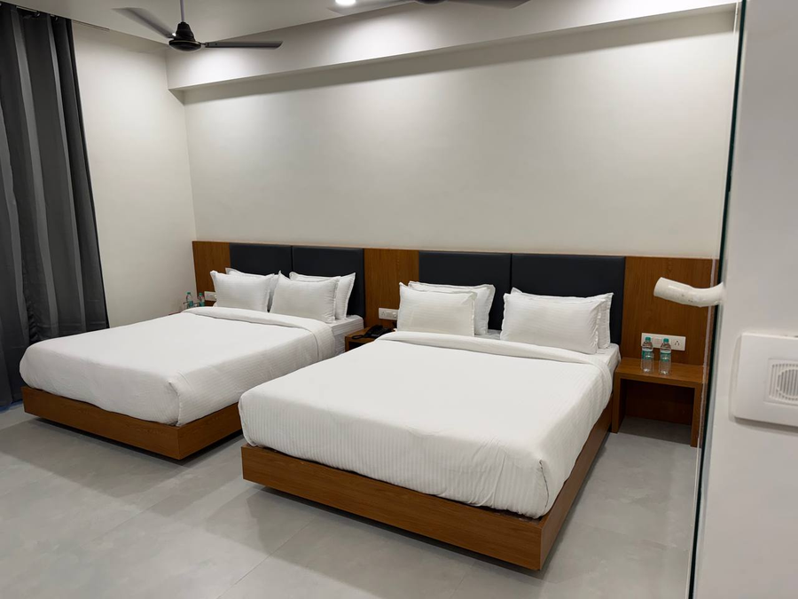 Hotel Madhukta Inn, 2.0 Km From Somnath Jyotirlinga Temple>>Prabhas Patan, Somnath ,3 star