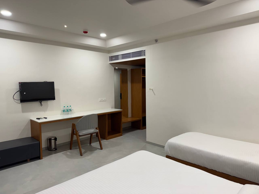 hotel madhukta inn