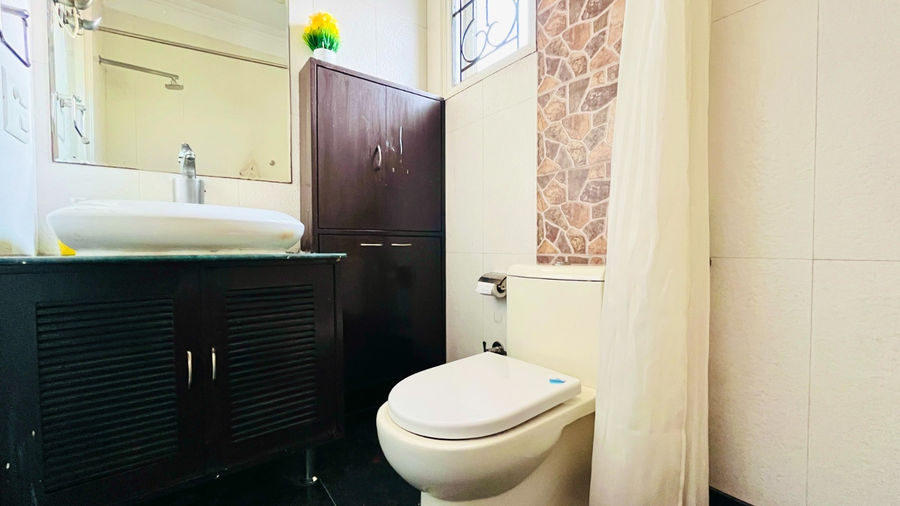 olive service apartments saket
