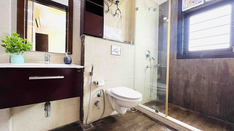 olive service apartments defence colony