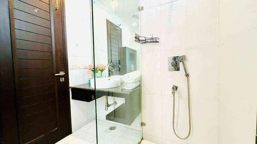 olive service apartments greater kailash