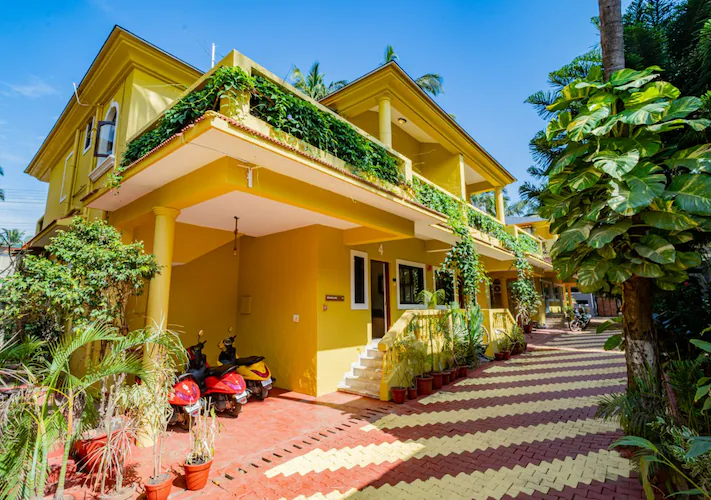 the hosteller goa anjuna