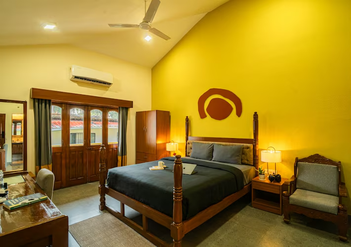 the hosteller goa anjuna