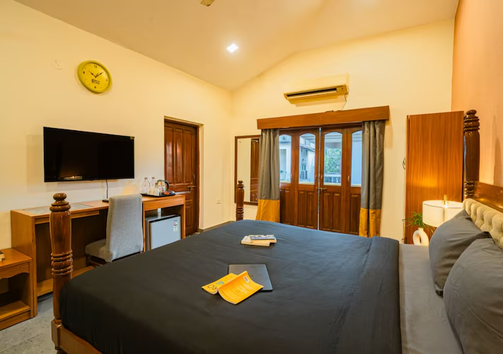 the hosteller goa anjuna