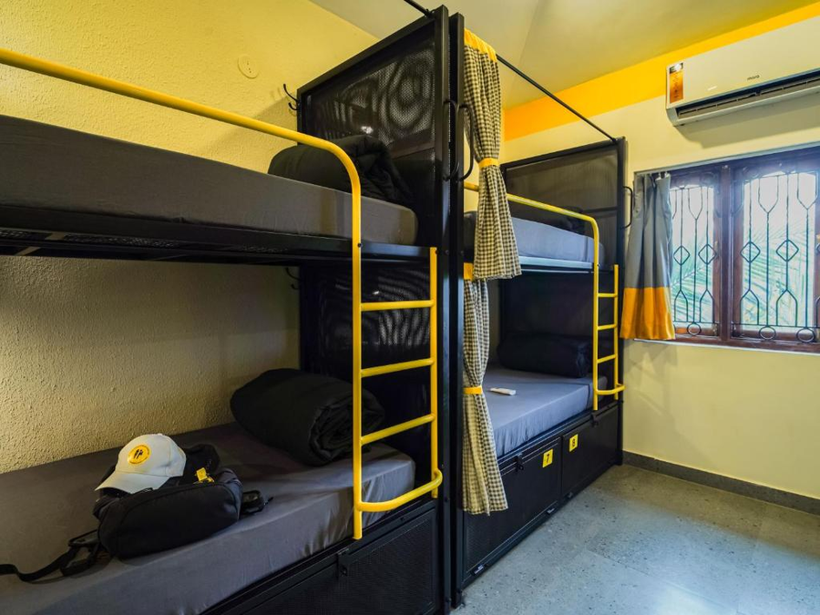 the hosteller goa anjuna