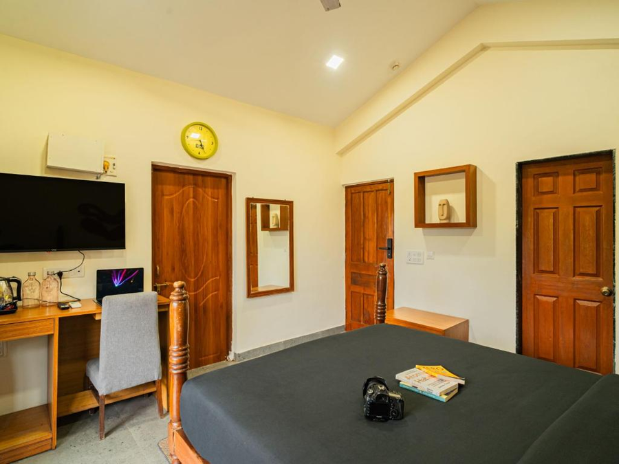 the hosteller goa anjuna