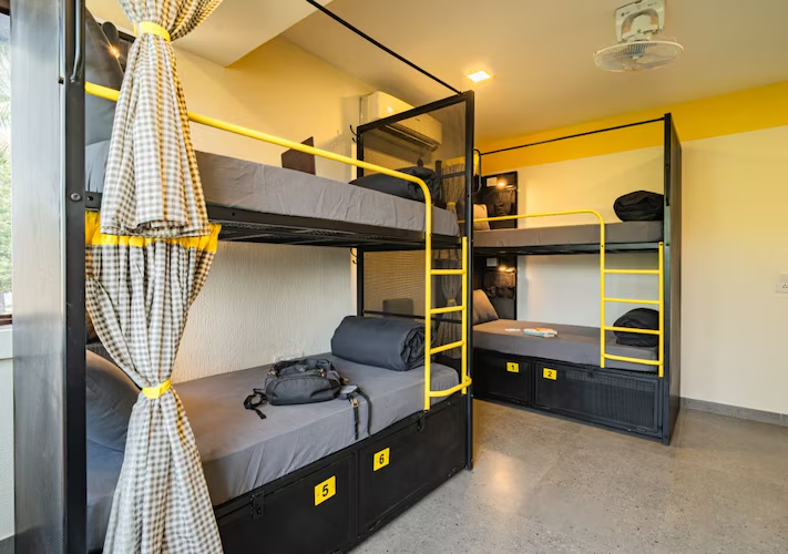 the hosteller goa anjuna