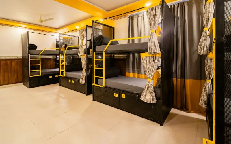 the hosteller jibhi