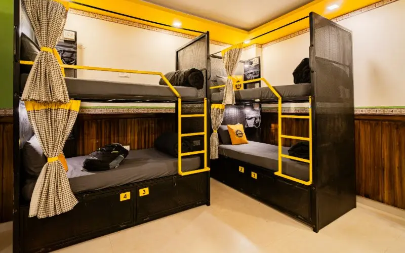 the hosteller jibhi