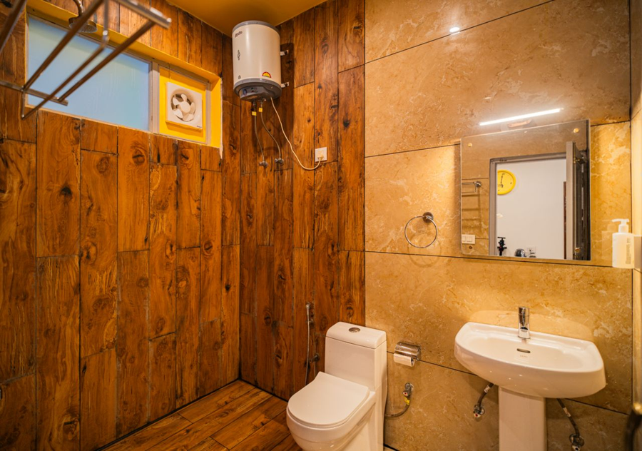 the hosteller jibhi