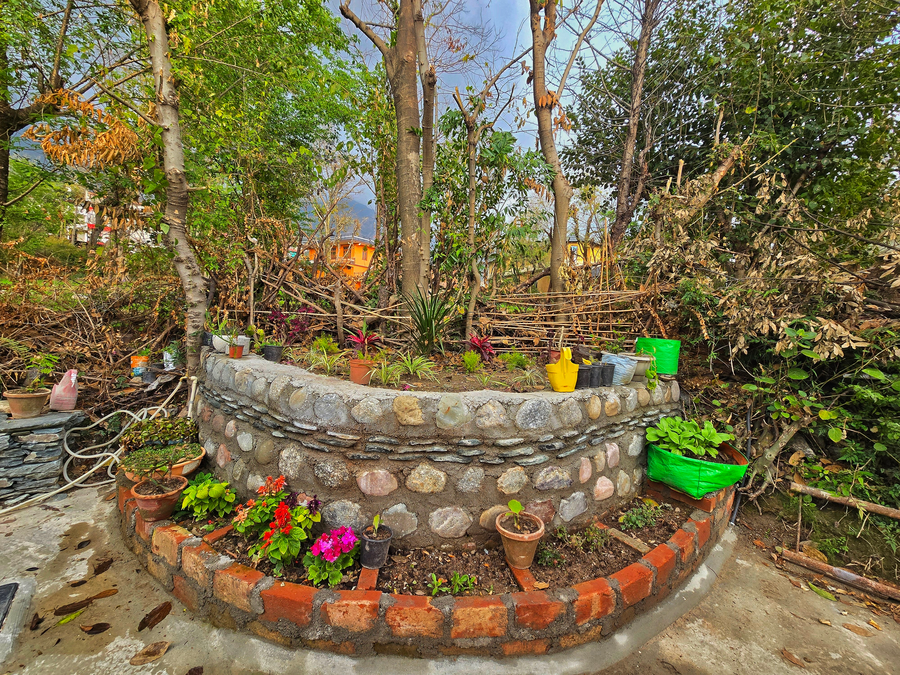 Dhauladhar Inn,,3 star